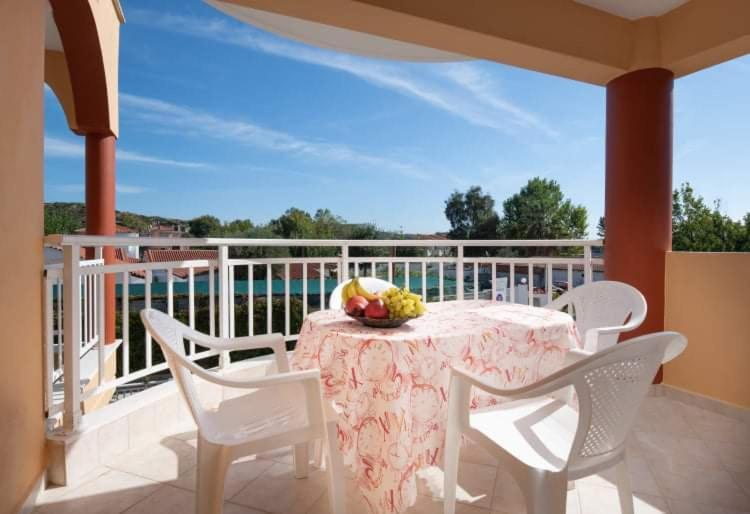 Hotel House Aggeliki à Kalamítsion Extérieur photo